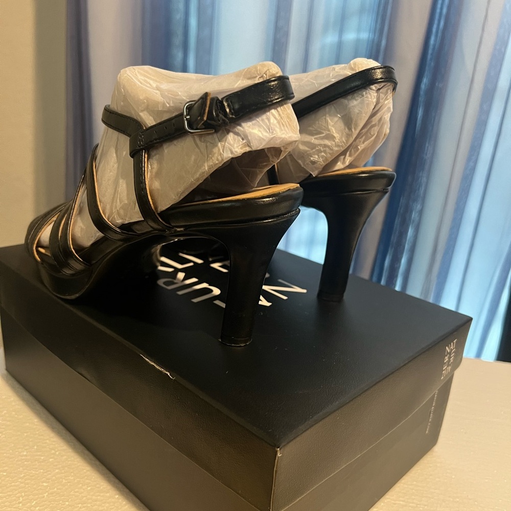 Brand new Black heels, closet clean out